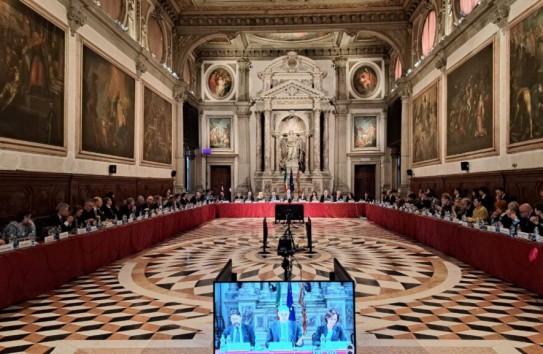 {ВК дала заключение на репрессивные меры PAS якобы по борьбе с электоральной коррупцией} Молдавские Ведомости