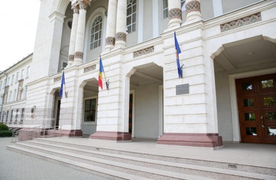 {Уголовное дело о смерти Людмилы Вартик не будут рассматривать в Хынчештах} Молдавские Ведомости