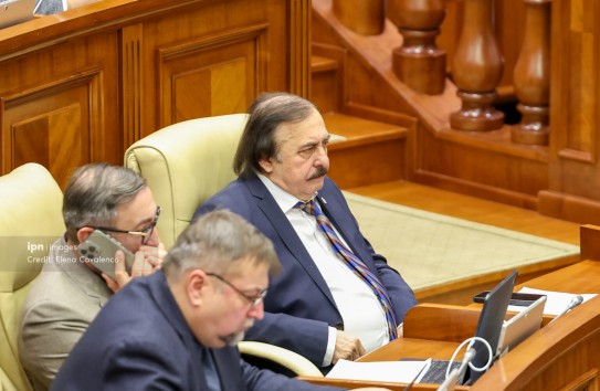 {Ботгрос был нужен для поднятия авторитета PAS  } Молдавские Ведомости