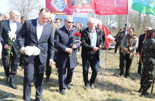 {Озеров: Попытки вычеркнуть правду о героическом подвиге советских солдат недопустимы} Молдавские Ведомости