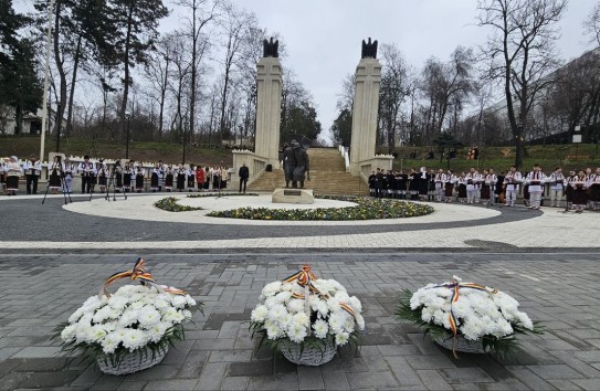 {"Международное кладбище чести": заброшенный пустырь имени Антонеску} Молдавские Ведомости
