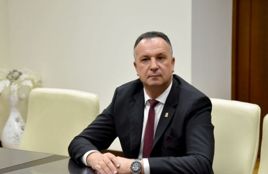 {Михаил Пысла: Почему тормозятся конкурсы на замещение вакансий в медицинских учреждениях} Молдавские Ведомости