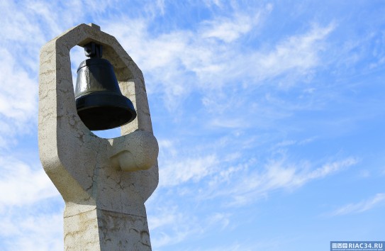 {Какой будет судьба кладбищ советских солдат в Румынии?} Молдавские Ведомости