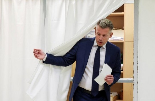 {Если Мадьяр продолжит политику Орбана - Санду отзовет свое поздравление? } Молдавские Ведомости