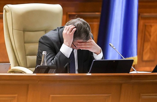 {Евроинтеграция Молдовы откладывается } Молдавские Ведомости