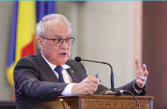 {Война с покойниками: из Румынской академии хотят исключить отца Владимира Сокора } Молдавские Ведомости