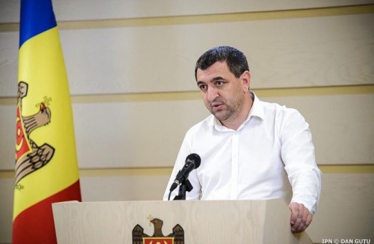 {Вопрос депутату PAS: Будут ли изменения в МВД и ГИП после дела Вартик и в ИП Ботаника? } Молдавские Ведомости