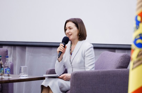 {Президент начинает выполнять обещания на тему «закон и порядок» тогда, когда должна закончить} Молдавские Ведомости