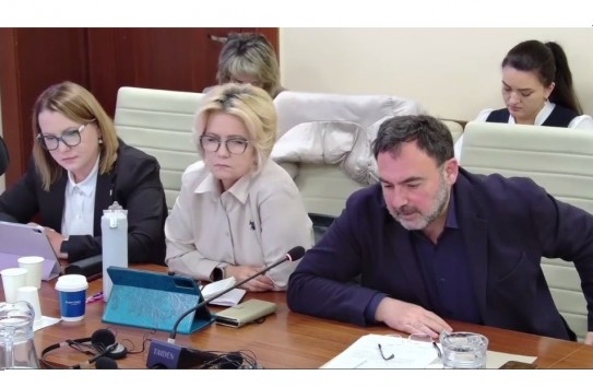 {Ткачук: «Что попало в Днестр? Вместо ответов министерство прислало длинную поэму»} Молдавские Ведомости