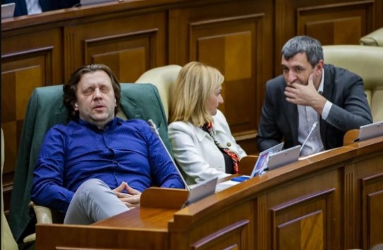 {Михаил Пойсик: внешняя торговля стремительно деградирует} Молдавские Ведомости