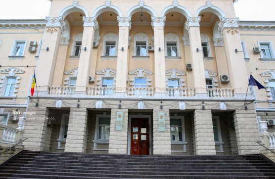 {Система TETRA для МВД заблокирована в судебных спорах более 14 лет} Молдавские Ведомости
