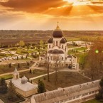 Марта Кос посетит монастырь Марфы и Марии близ села Хаджимус
