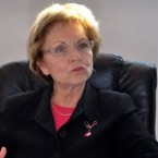 Кого раздражают 36 тысяч в очереди за российским гражданством
