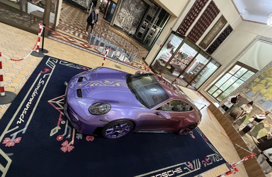 {Василе Ерну: Молдова стала декорацией для Porsche, а автомобиль - гербом новых выскочек} Молдавские Ведомости