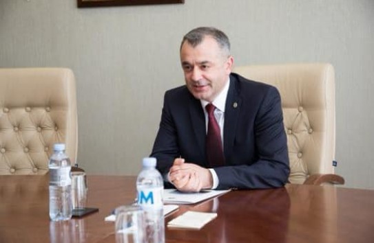 {Кику: Обещание Санду снизить «неприличные зарплаты» чиновников вылилось в их повышение} Молдавские Ведомости