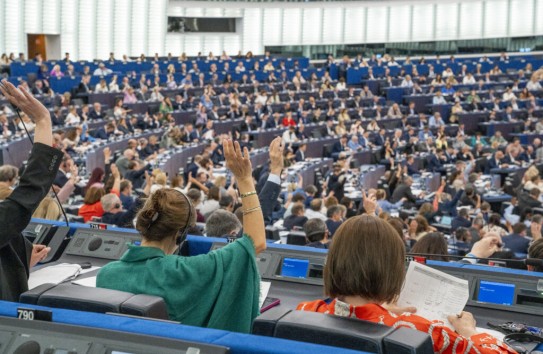 {Европарламент призвал открыть все переговорные кластеры по вступлению Молдовы в ЕС} Молдавские Ведомости