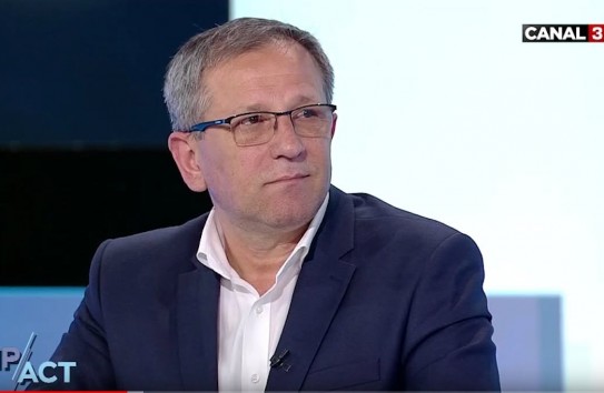 {"Социальный мир" был объявлен неконституционным. Конституция умерла} Молдавские Ведомости