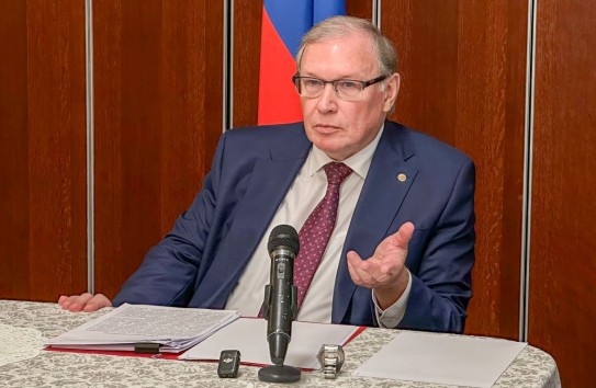 {Озеров: ЕС превращается в военный блок, цель - реванш за поражение во Второй мировой войне} Молдавские Ведомости