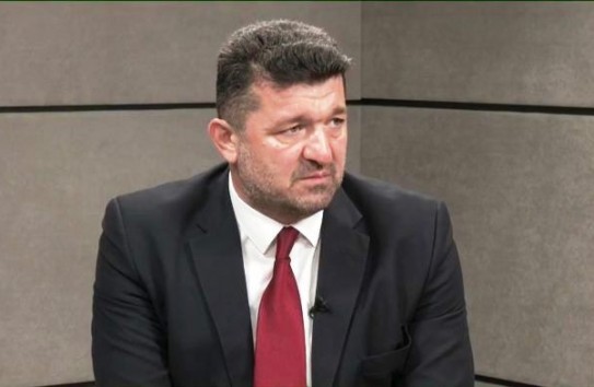 {Мунтян: Шестеро депутатов от PAS будут расследовать деятельность PAS на госпредприятиях } Молдавские Ведомости