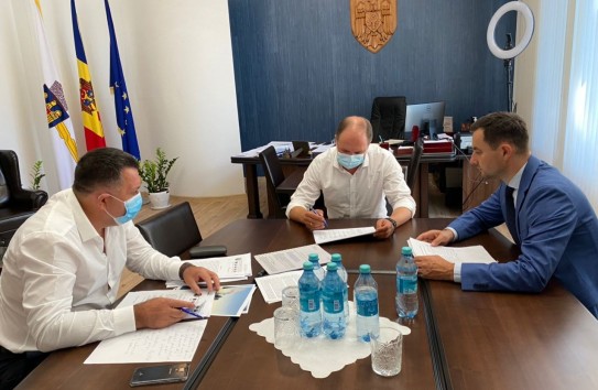 {Чебан вновь призвал правительство «не сеять панику» из-за воды} Молдавские Ведомости