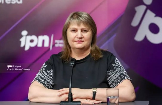 {Афера в парламенте: за одну ночь в закон об этике вписали поправку с целью изменить закон о добровольном объединении } Молдавские Ведомости