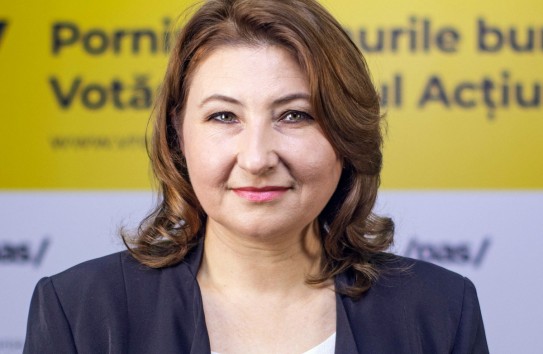 {Депутат PAS Марчела Адам пожаловалась на коллегу в полицию и в Совет Европы} Молдавские Ведомости