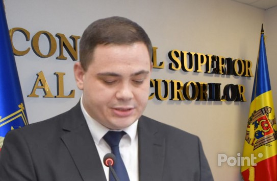 {Прокурор, обвиняемый во взятке в 400 тысяч долларов, освобожден} Молдавские Ведомости