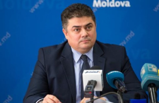 {Калмык: Трудовые мигранты из стран Азии уклоняются от уплаты налогов} Молдавские Ведомости