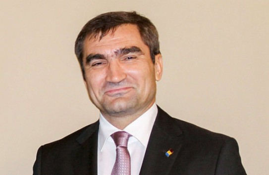 {Попшой объяснил причину отзыва Дария} Молдавские Ведомости