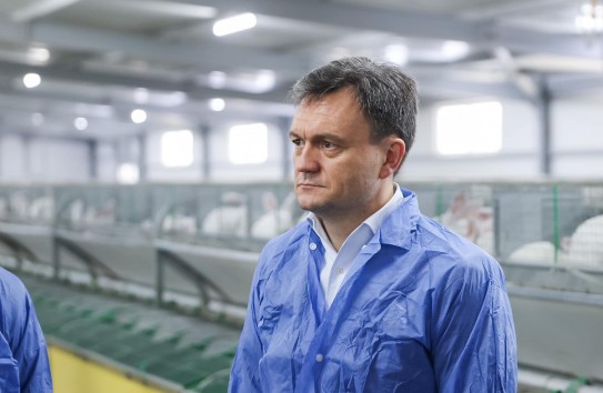 {Речан и Немеренко обязали стоматологические клиники обеспечить пациентам... доступ к священнику} Молдавские Ведомости