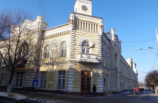 {Примэрия столицы обещает новую больницу и два кабинета стоматологии} Молдавские Ведомости