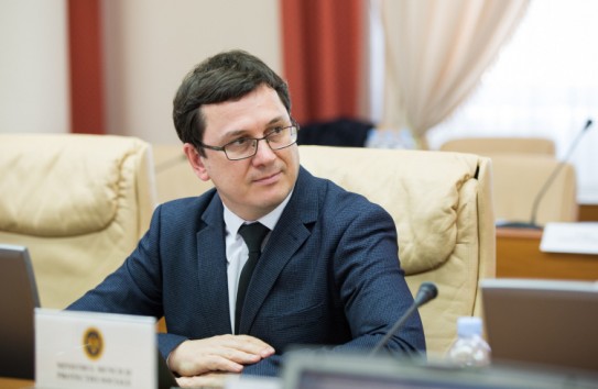 {Спатарь снова рассказал о "справедливом" характере НДС на посылки} Молдавские Ведомости