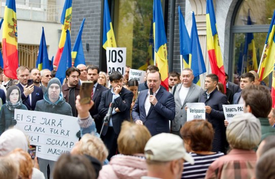 {«Мы будем хлебонезависимы, лекарствонезависимы, одеждонезависимы, водонезависимы»} Молдавские Ведомости