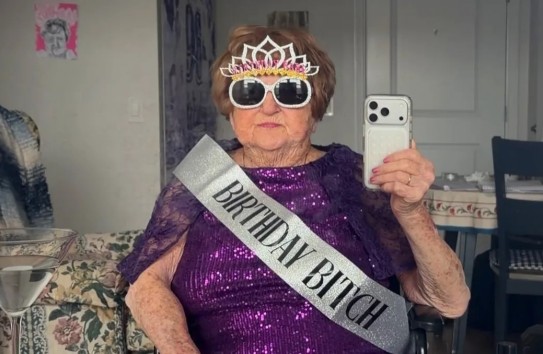 {96-летняя американка собрала 15 миллионов подписчиков в TikTok} Молдавские Ведомости