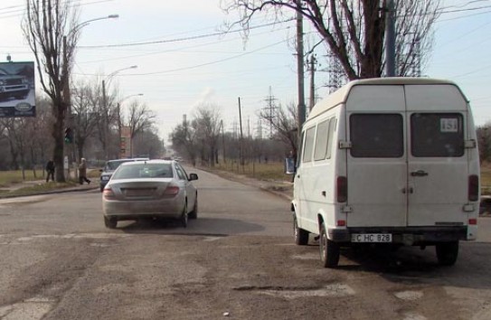 {Сколько стоит бездорожье?} Молдавские Ведомости
