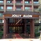 Отель "Jolly Alon" меняет собственника
