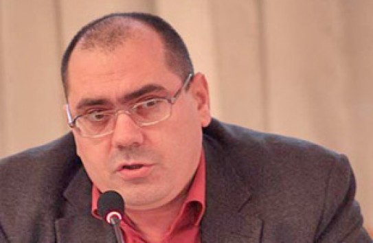 {Кишинев продавал вооружение исламским экстремистам, утверждает оппозиция} Молдавские Ведомости