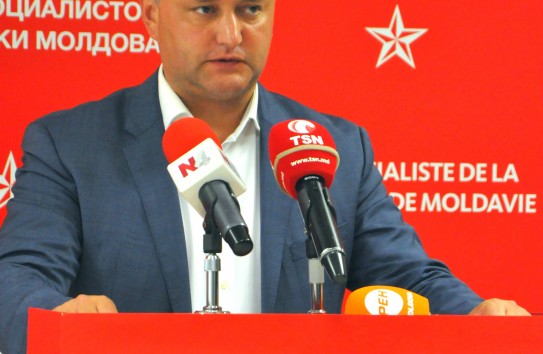 {Додон надеется, что ЕС поддержит народ, а не коррумпированных олигархов} Молдавские Ведомости