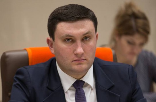 {Владимир Односталко: «Команда президента и Партия социалистов взяли обязательство контролировать всю социальную политику в стране»} Молдавские Ведомости