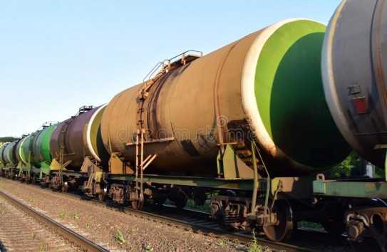 {Каждый день Молдова импортирует один состав неучтенных нефтепродуктов } Молдавские Ведомости