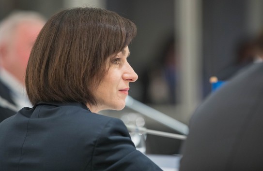 {Майя Санду: «Недостаточно быть за Европу, важно быть против России» } Молдавские Ведомости