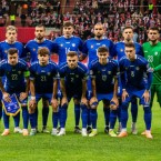 Национальная сборная по футболу сыграла вничью в Варшаве